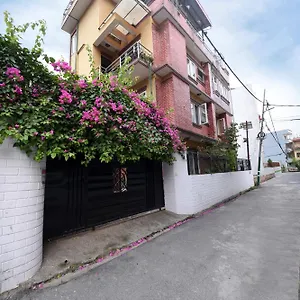 https://mums-homestay.hotels-kathmandu.com